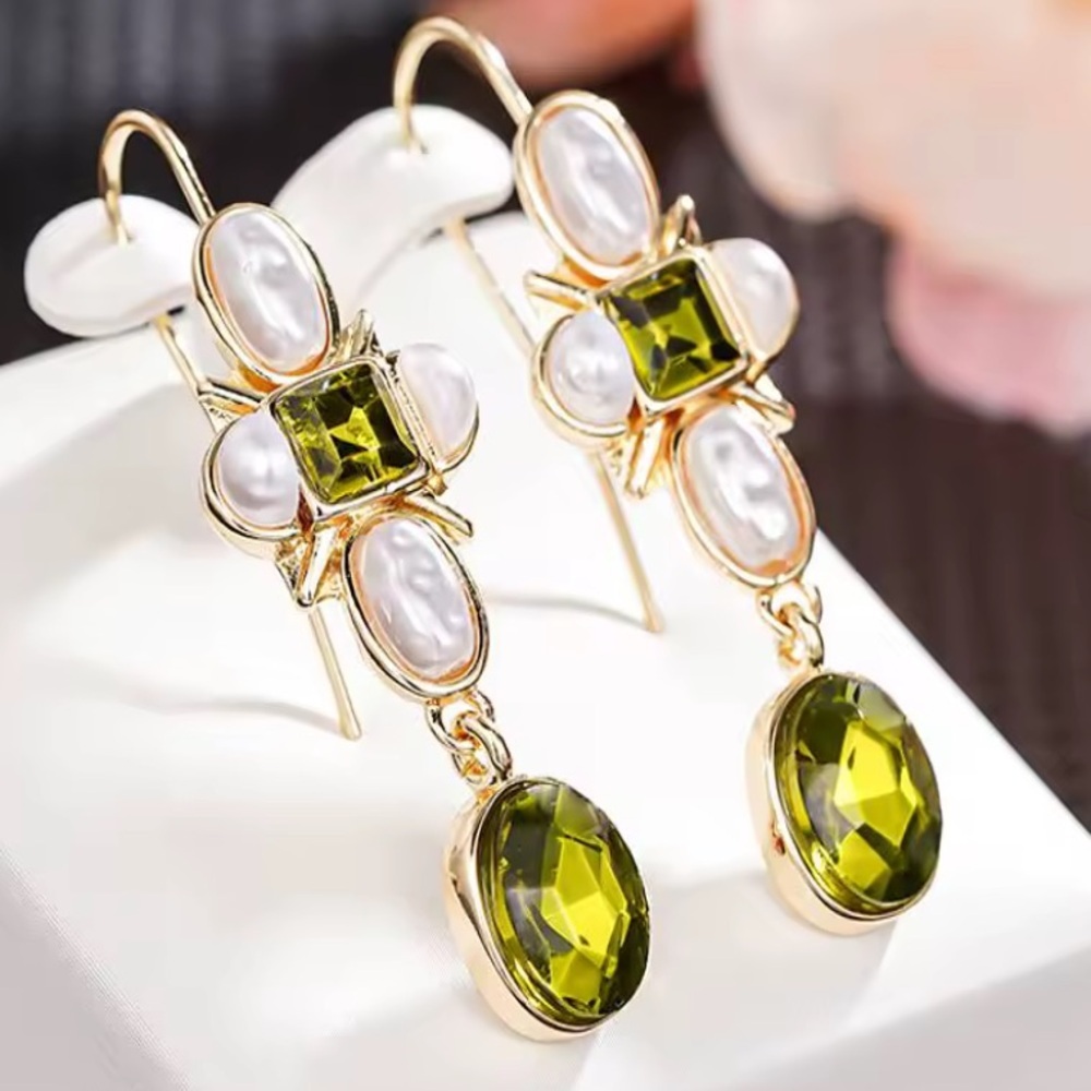 Timeless Pearl & Green Stone Earrings β Quiet Luxury Look - Picture 1 of 5